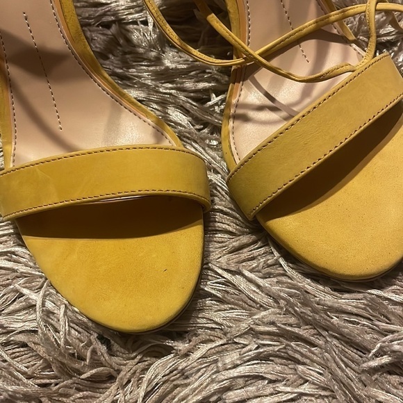 GIANNI Bini Yellow Heels sz‎ 7.5 - Picture 3 of 11
